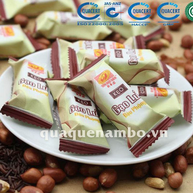 Kẹo gạo lức đậu phộng Tân Huê Viên 250g Kẹo gạo lức đậu phộng Tân Huê Viên 250g