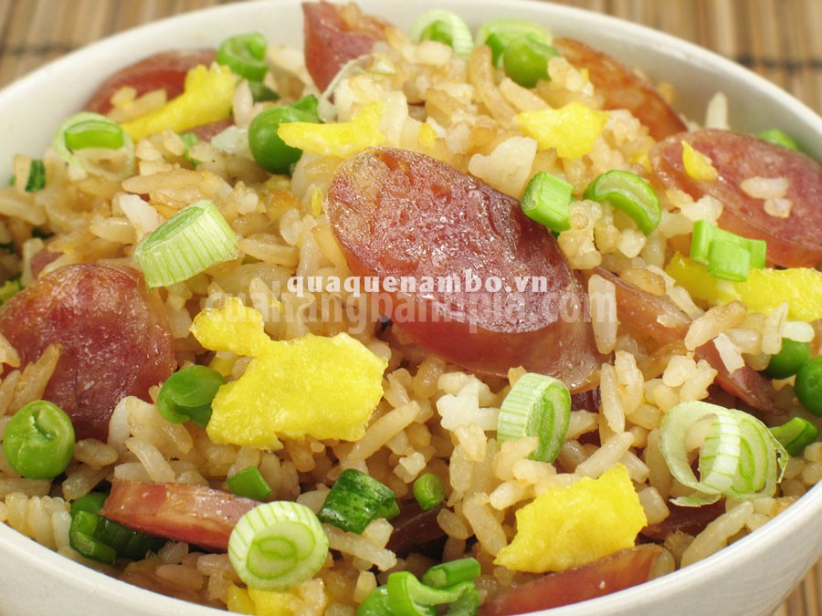 Những món ngon dễ làm từ lạp xưởng
