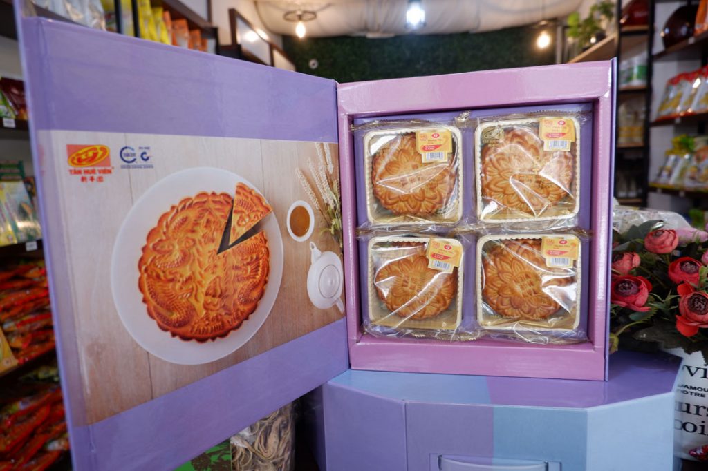 Bánh Tân Huê Viên với nhiều hương vị khác nhau