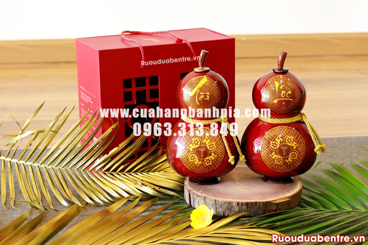 quà tết rượu dừa hồ lô Bến Tre
